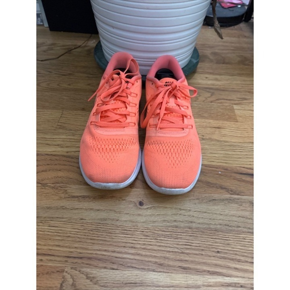 Nike Free RN Running Shoes Womens Size‎ 9.5Neon Coral Pink Good Lightweight Mesh